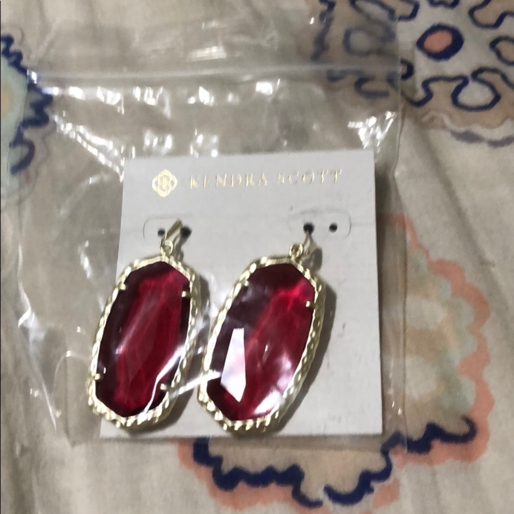 Kendra Scott Berry Ella